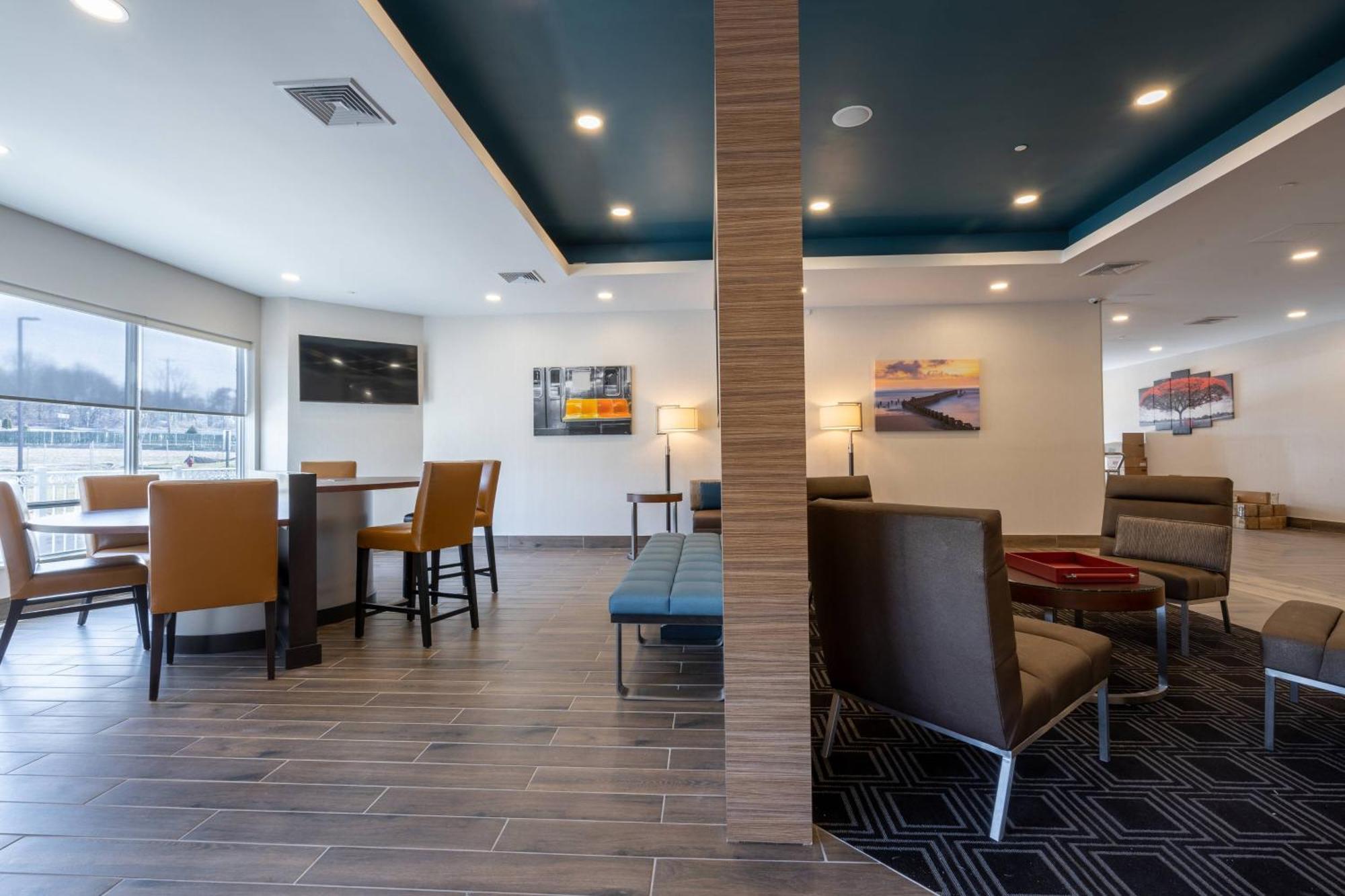 Towneplace Suites By Marriott Clinton Exterior foto